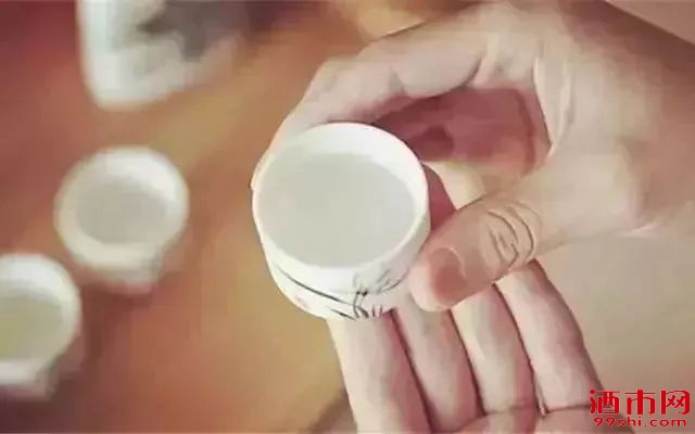 文章附图